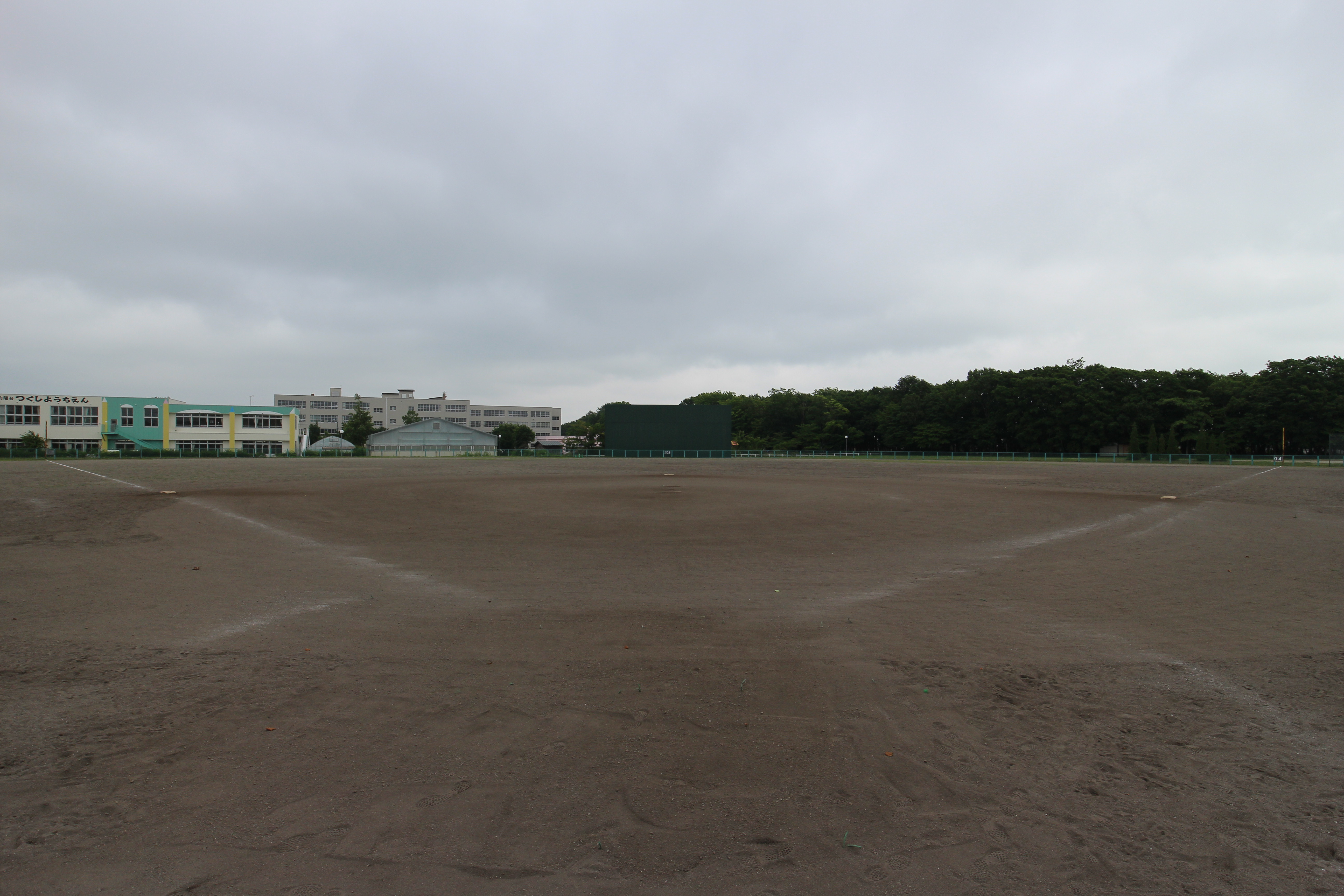 若草公園野球場